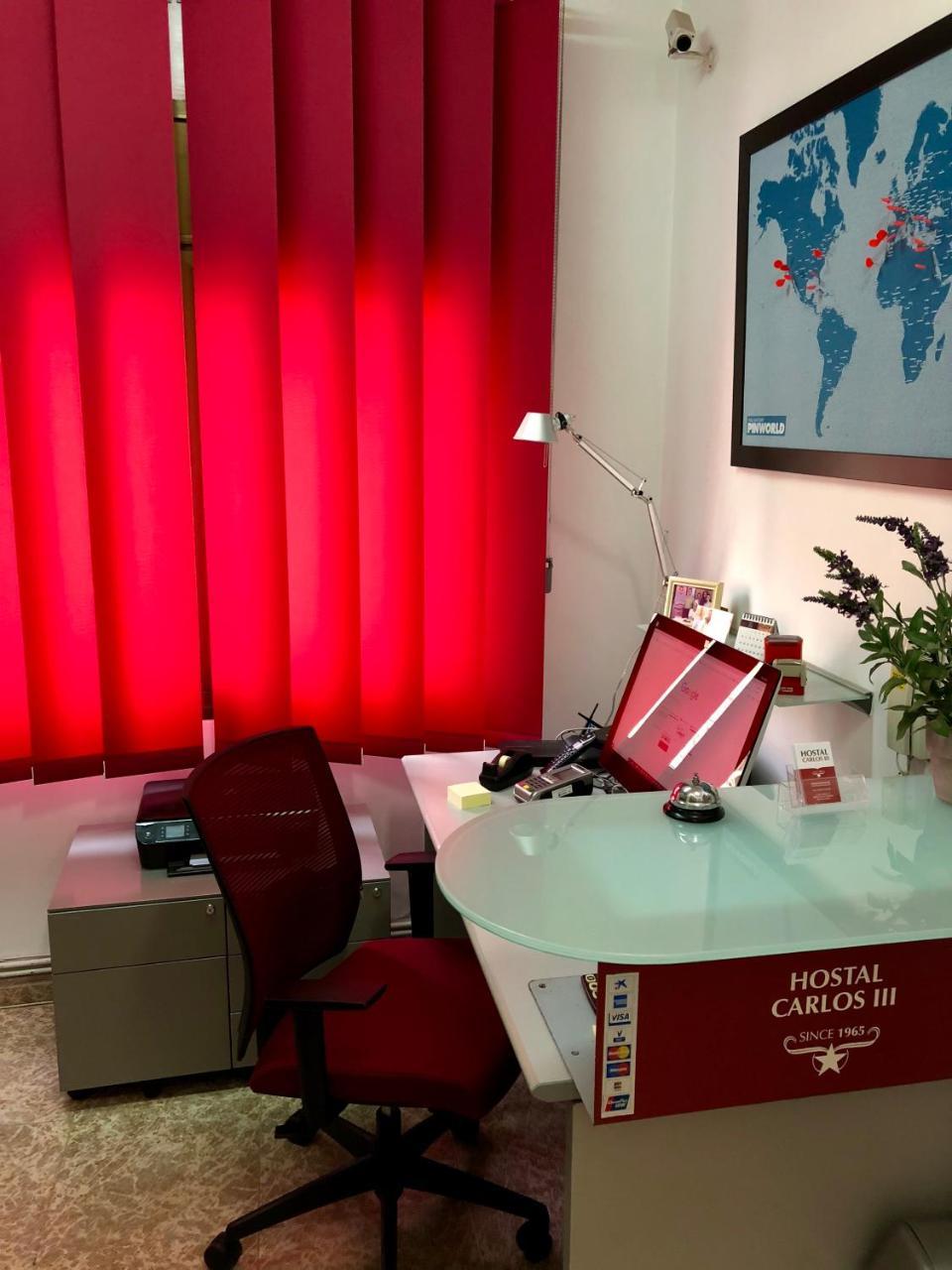 Hostal Carlos III El Prat de Llobregat Extérieur photo